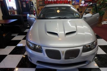 2006 Pontiac GTO_2