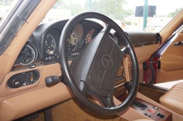 88 Mercedes 560 SL