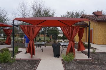 Outdoor Awnings & Curtains_8