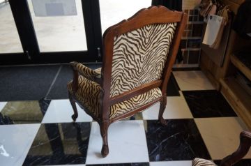 Zebra Chairs _2
